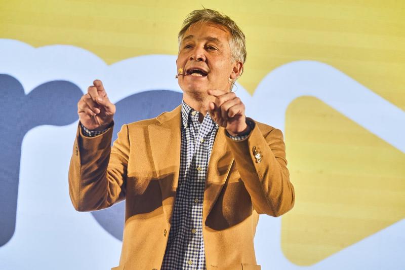 Fernando de Andreis: “Adorni le hace un daño infinito a Milei y al Gobierno